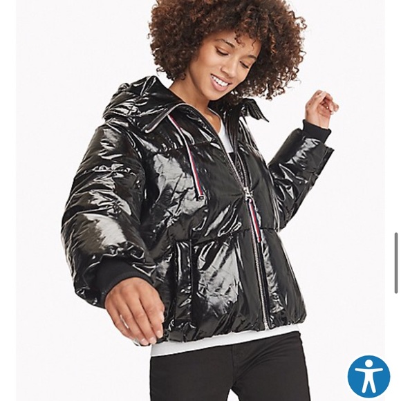 Tommy Hilfiger puffer jacket ❤️🤍💙 - Picture 3 of 8